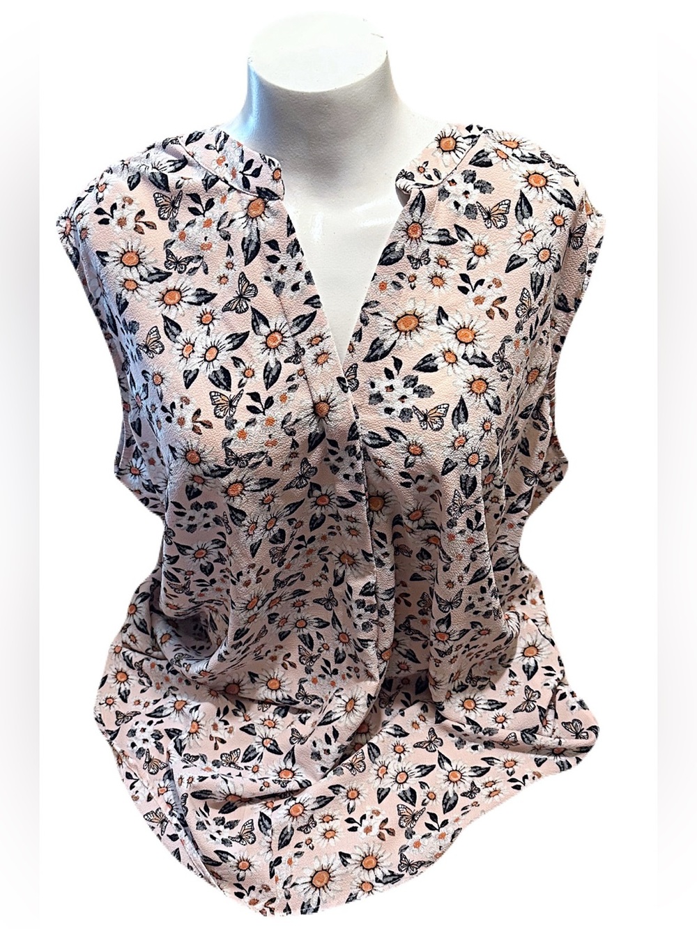 brody myles Butterfly Floral Sleeveless Pink V-Neck Blouse